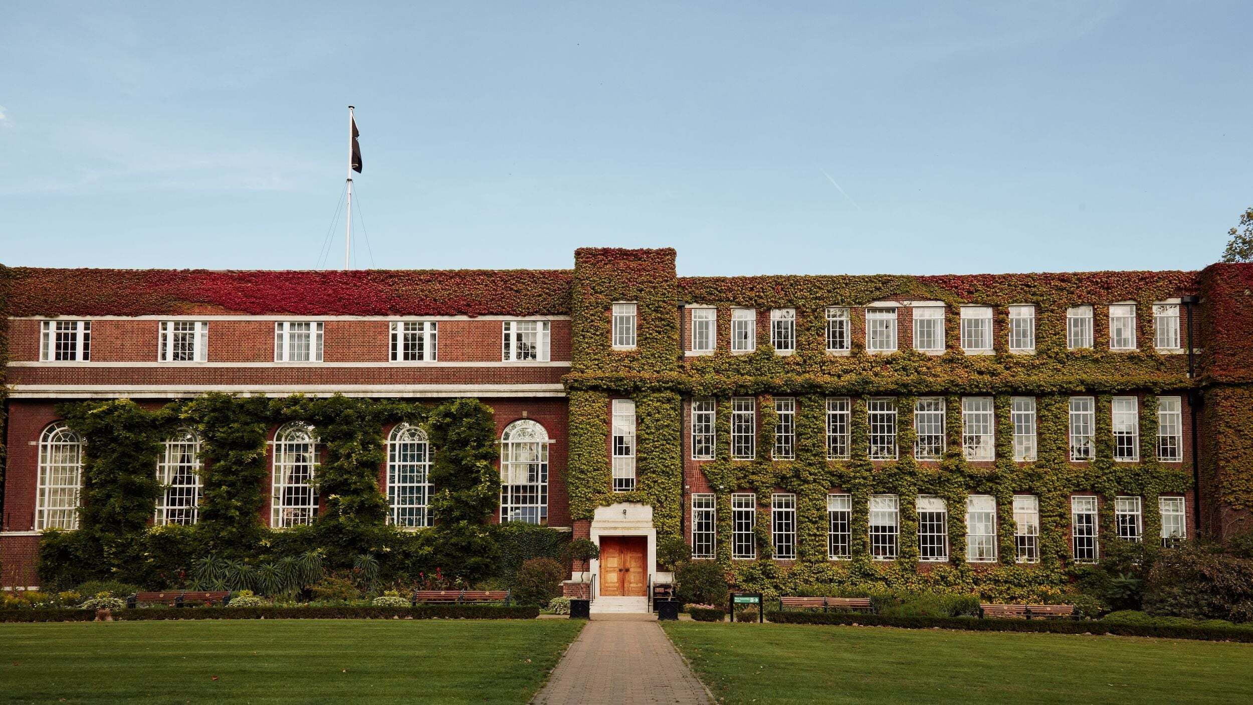 Regent's University London campus