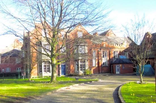Bishop Grosseteste University campus